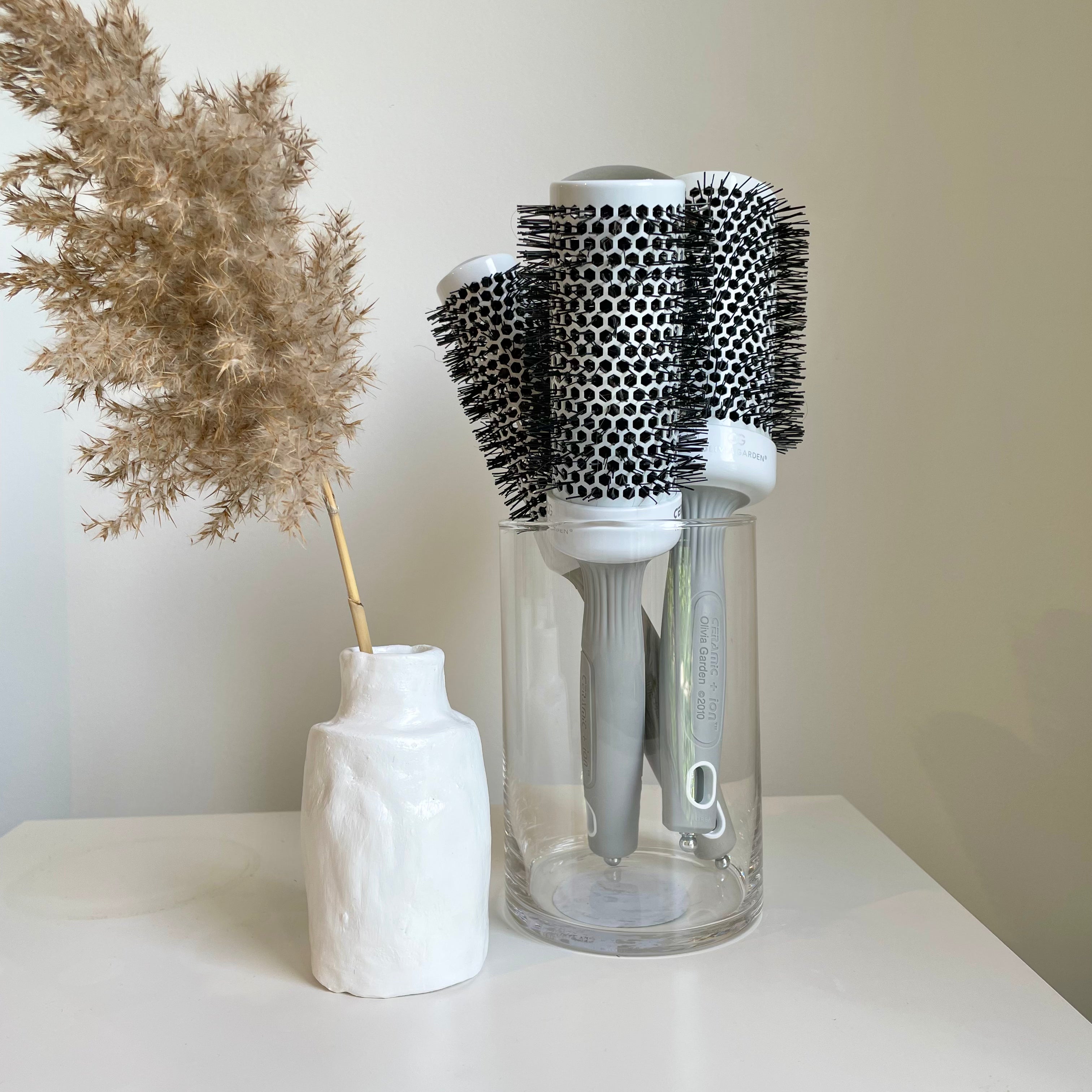 Ceramic Round Brush - Hair Styling Fine Products Olivia